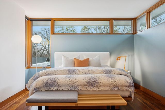 4855 E Lake Harriet Parkway, Minneapolis, MN 55419