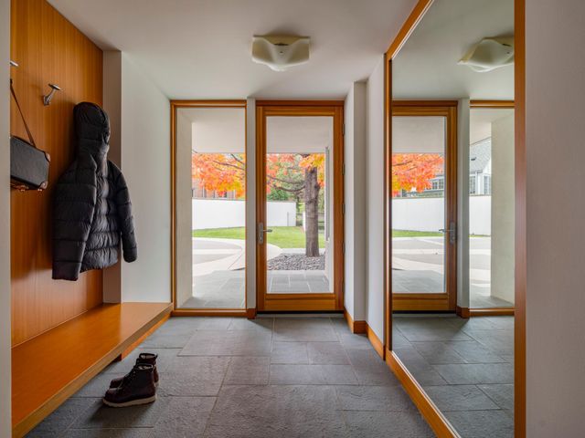 4855 E Lake Harriet Parkway, Minneapolis, MN 55419