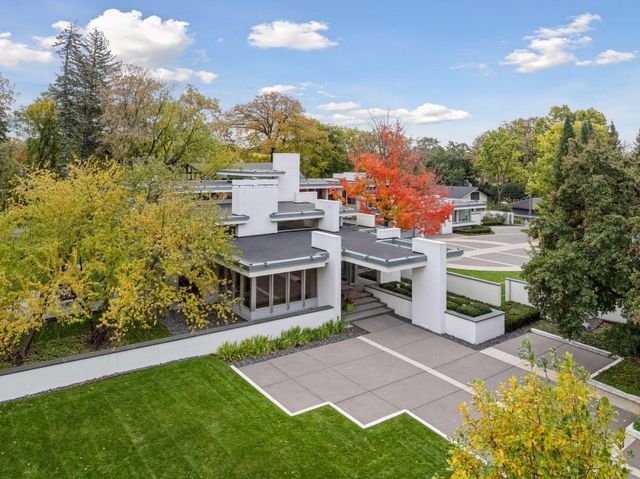 4855 E Lake Harriet Parkway, Minneapolis, MN 55419