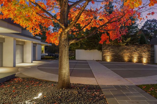 4855 E Lake Harriet Parkway, Minneapolis, MN 55419