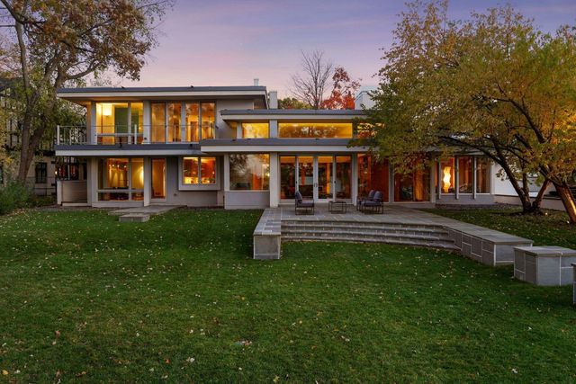 4855 E Lake Harriet Parkway, Minneapolis, MN 55419