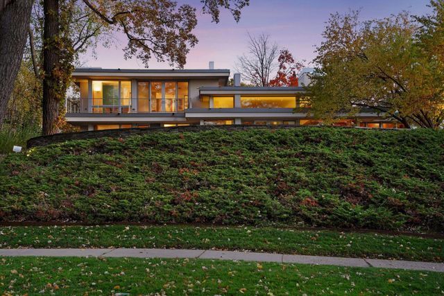 4855 E Lake Harriet Parkway, Minneapolis, MN 55419