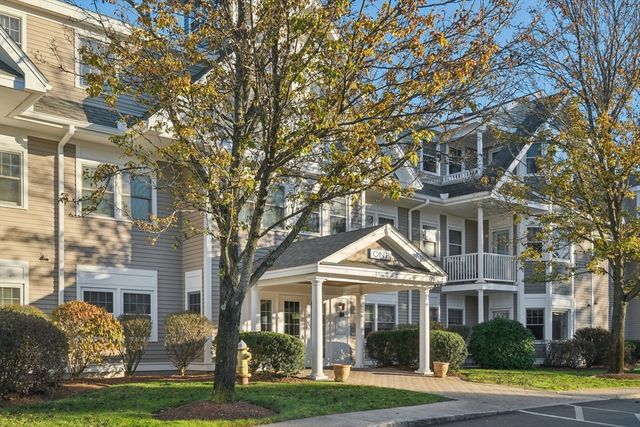 6 Technology Dr 116, Chelmsford, MA 01863