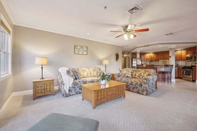 6 Technology Dr 116, Chelmsford, MA 01863