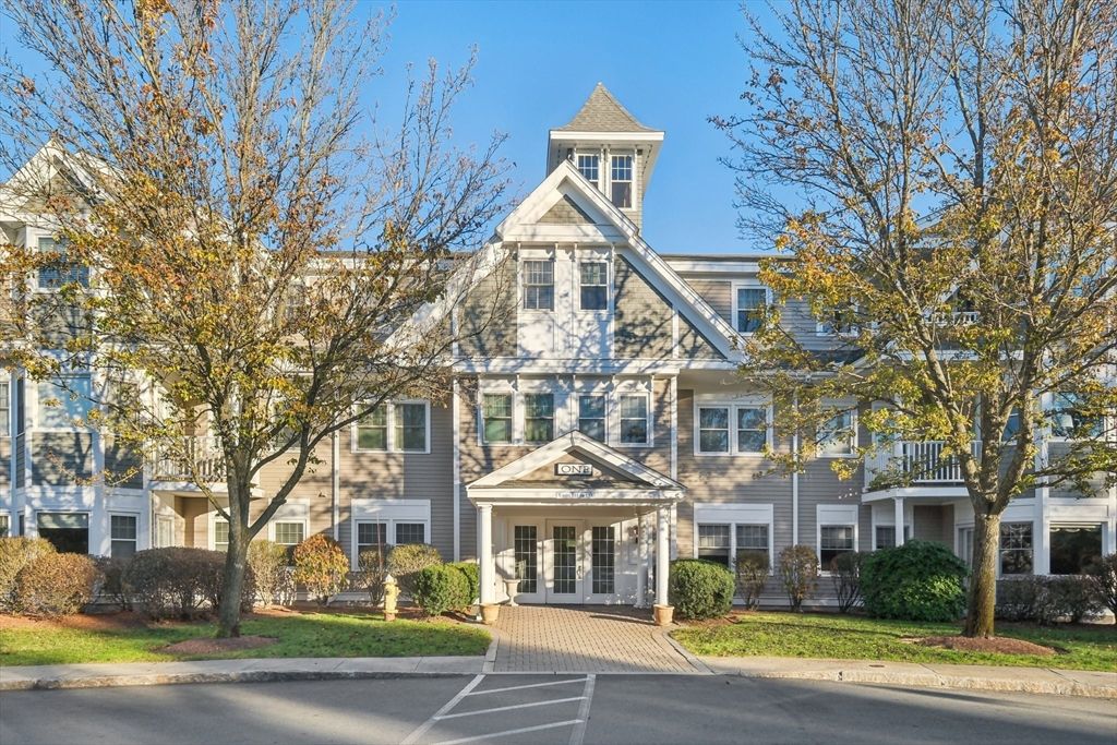 6 Technology Dr 116, Chelmsford, MA 01863