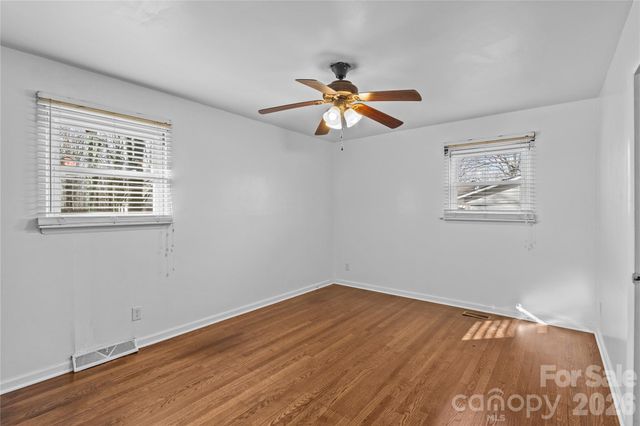 117 Robinson Avenue, Matthews, NC 28104