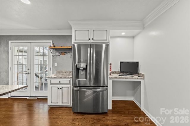 117 Robinson Avenue, Matthews, NC 28104