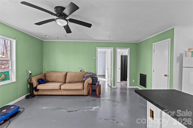 117 Robinson Avenue, Matthews, NC 28104