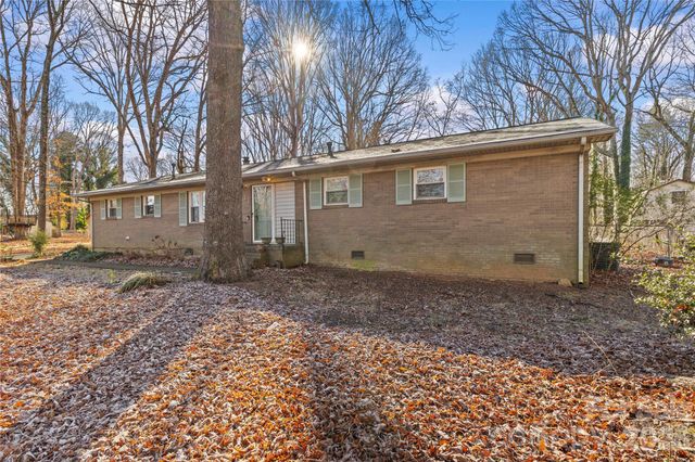 117 Robinson Avenue, Matthews, NC 28104