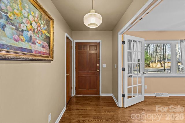 117 Robinson Avenue, Matthews, NC 28104