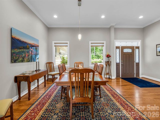 930 Big Raven Lane, Saluda, NC 28773
