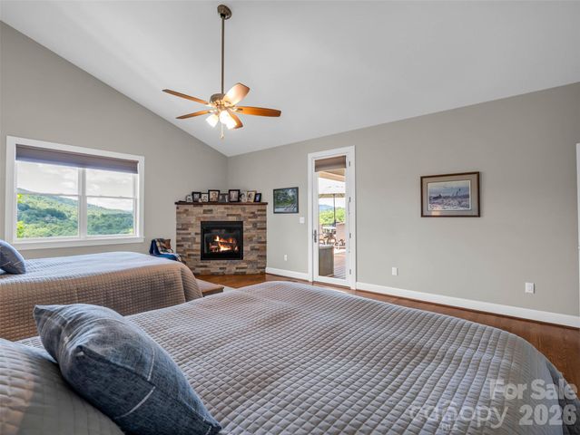 930 Big Raven Lane, Saluda, NC 28773