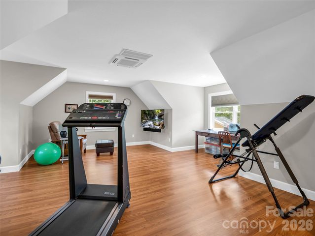 930 Big Raven Lane, Saluda, NC 28773
