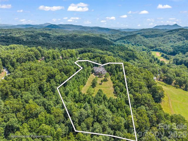 930 Big Raven Lane, Saluda, NC 28773