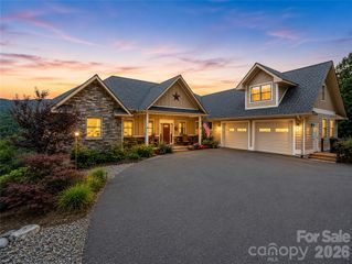 930 Big Raven Lane, Saluda, NC 28773