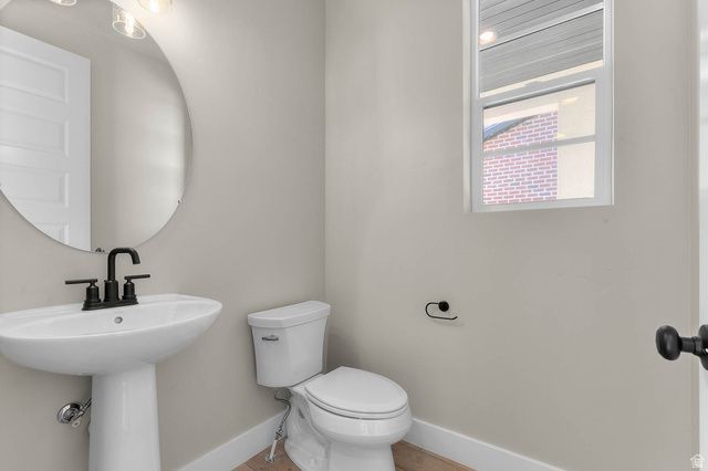 5006 W GREEN ASH LN, Highland, UT 84003