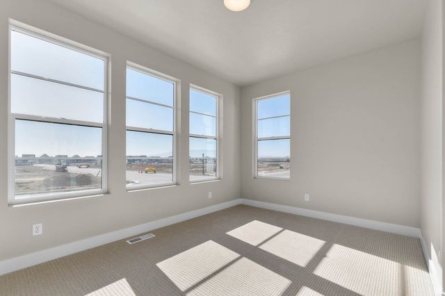 5006 W GREEN ASH LN, Highland, UT 84003