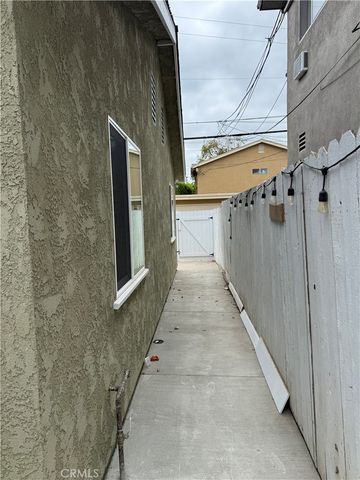 334 A Orizaba Avenue, Long Beach, CA 90814