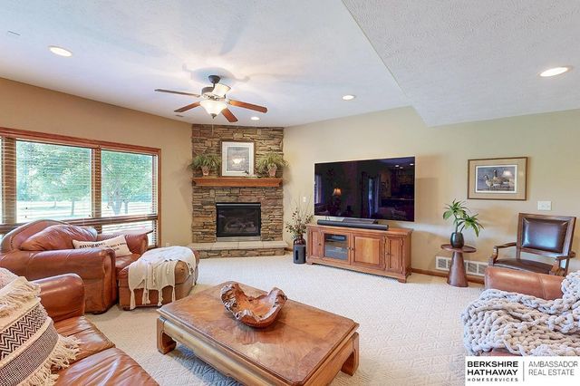 7417 S 168th Avenue, Omaha, NE 68136