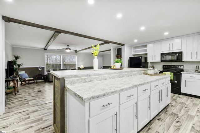 4301 N Old State Hwy 14, Greer, SC 29651