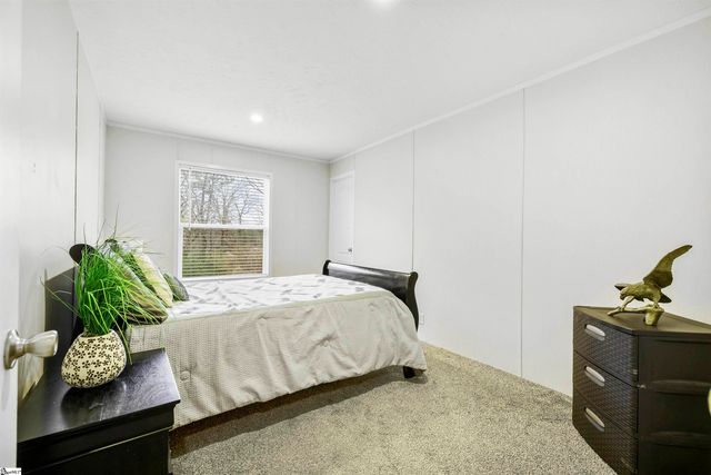 4301 N Old State Hwy 14, Greer, SC 29651