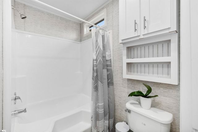 4301 N Old State Hwy 14, Greer, SC 29651