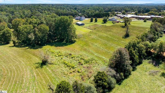 4301 N Old State Hwy 14, Greer, SC 29651