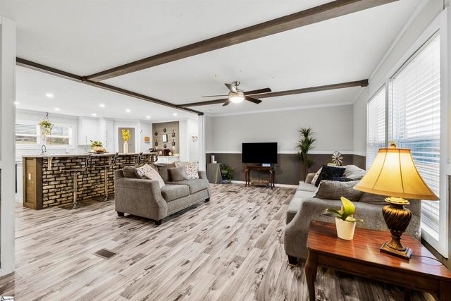 4301 N Old State Hwy 14, Greer, SC 29651