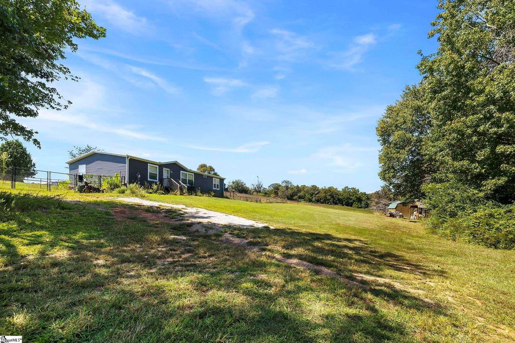 4301 N Old State Hwy 14, Greer, SC 29651