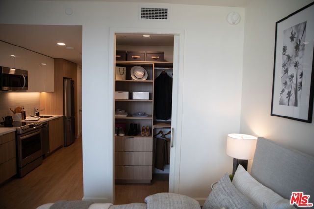 11750 Wilshire Boulevard 2409, Los Angeles, CA 90025