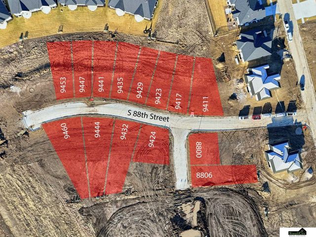 8806 Lady Bug Lane, Lincoln, NE 68526