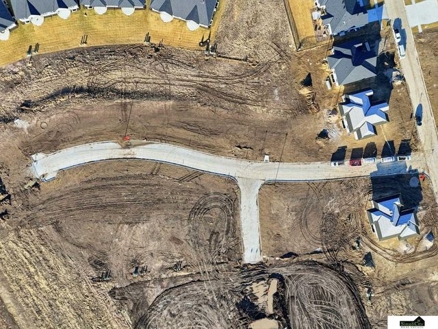 8806 Lady Bug Lane, Lincoln, NE 68526