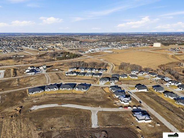 8806 Lady Bug Lane, Lincoln, NE 68526