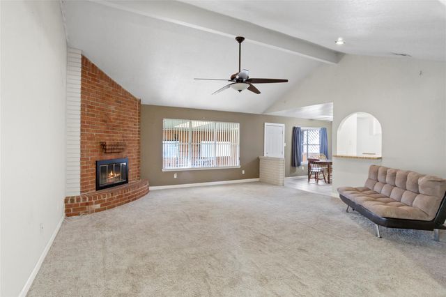 9910 Rustic Rock Road, La Porte, TX 77571