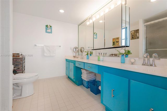 600 Three Islands Blvd 612, Hallandale Beach, FL 33009