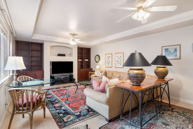 1296 E OAKWOOD CIR, Alpine, UT 84004