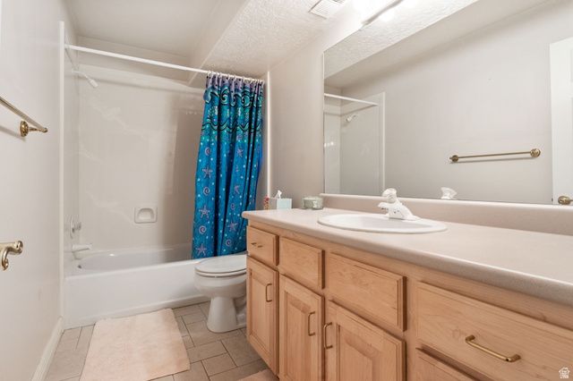 1296 E OAKWOOD CIR, Alpine, UT 84004