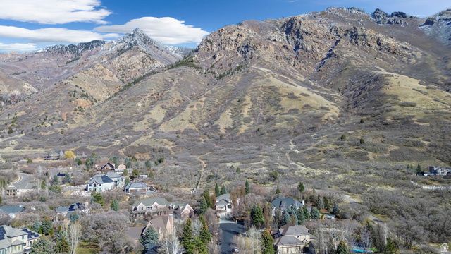 1296 E OAKWOOD CIR, Alpine, UT 84004