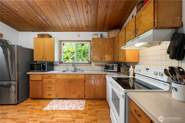 19727 Sauk Trail, Granite Falls, WA 98252