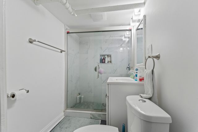 5037 W West End Avenue, Chicago, IL 60644