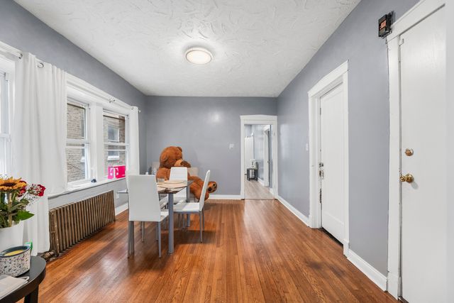 5037 W West End Avenue, Chicago, IL 60644