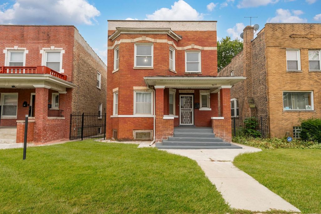 5037 W West End Avenue, Chicago, IL 60644