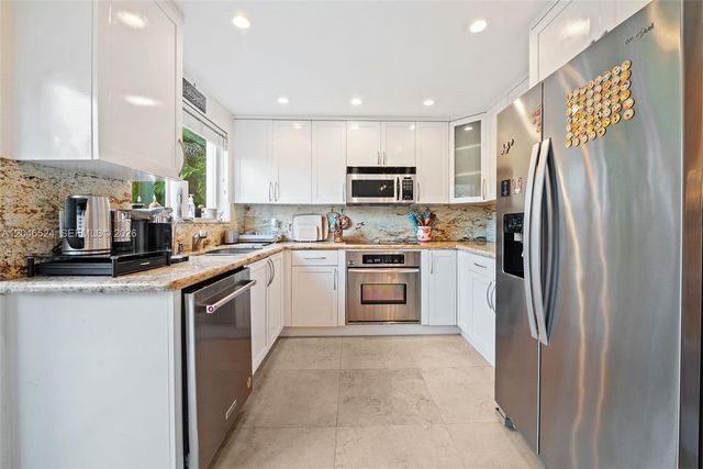 1211 Algeria Ave, Coral Gables, FL 33134