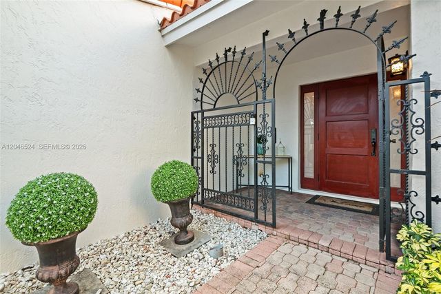 1211 Algeria Ave, Coral Gables, FL 33134