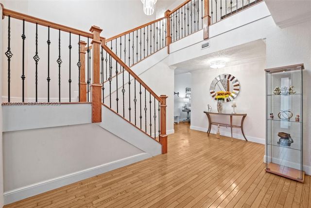 1211 Algeria Ave, Coral Gables, FL 33134