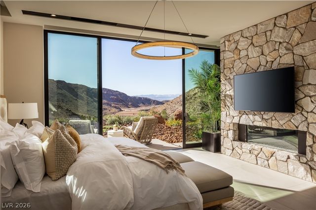 4 Kaya Canyon Way 15, Henderson, NV 89012