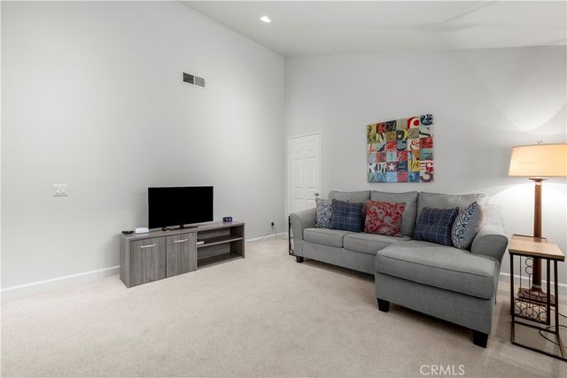 38727 Lobelia, Palm Desert, CA 92211