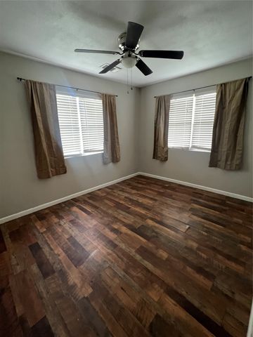 232 Railroad Drive, Mabank, TX 75147