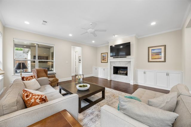 5602 Longview Street, Dallas, TX 75206