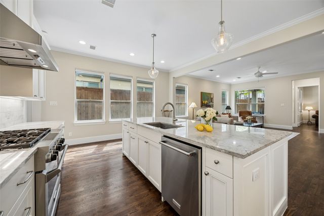 5602 Longview Street, Dallas, TX 75206